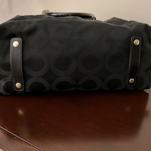 Coach - Picture 9 of 16